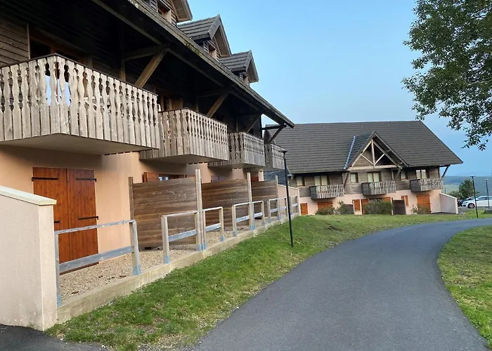 Ressourcez-vous Au Bois De La Reine Plusieurs Du 4 Personnes 1 Au 8 Personnes En Duplex 3 Appartement Super-Besse