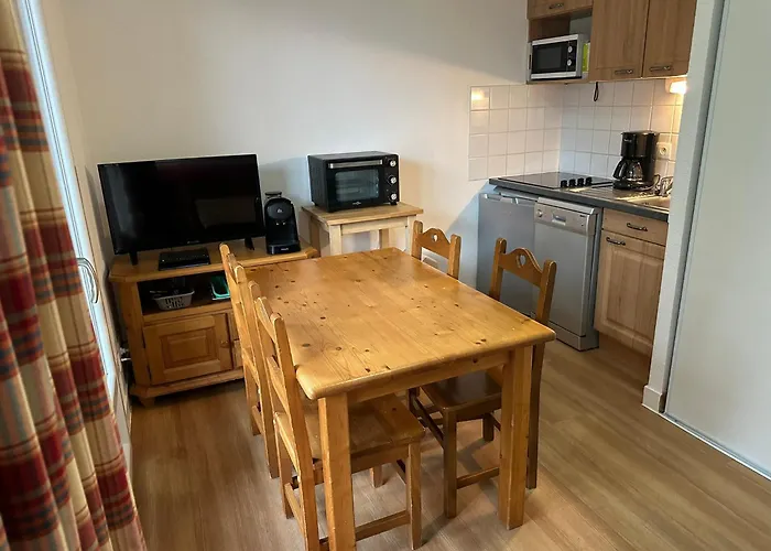 Ressourcez-vous Au Bois De La Reine Plusieurs Du 4 Personnes 1 Au 8 Personnes En Duplex 3 * Super-Besse